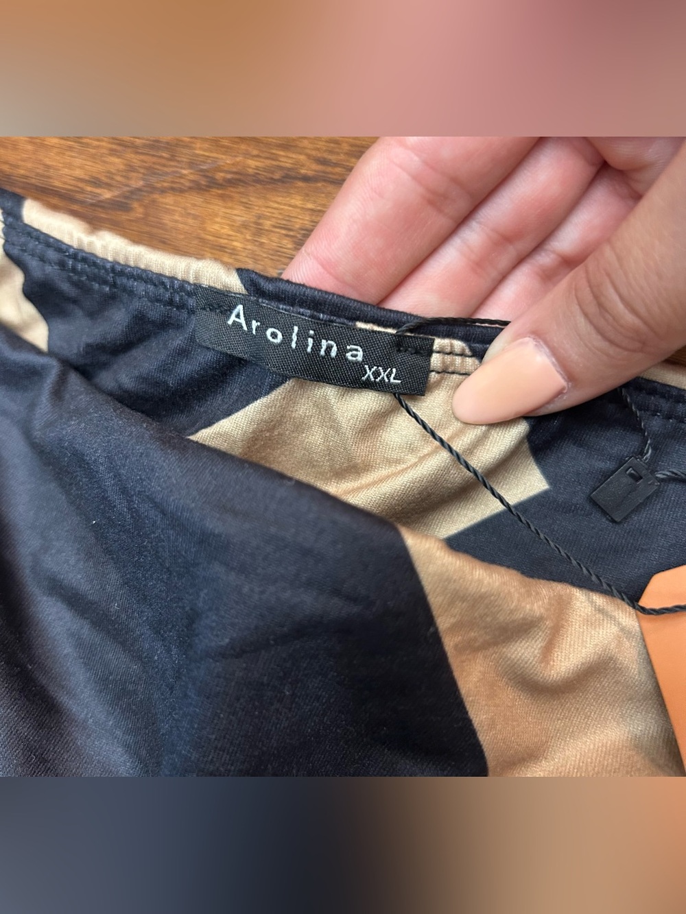 Arolina Patterned Stretchy High Waist Wide Leg Palazzo Pants in Black & Tan - Picture 2 of 7